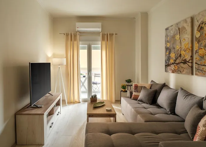 Tree Road Apartment Patras