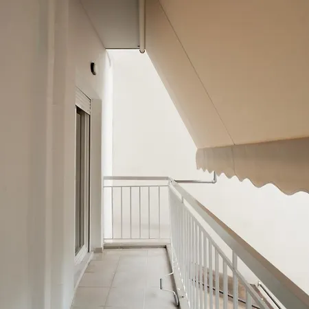 Апартаменты Tree Road *