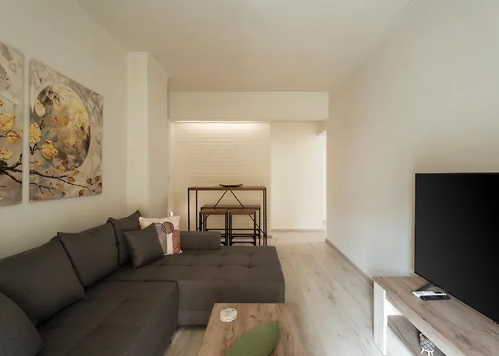 Tree Road * 帕特雷