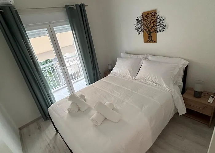 Tree Road * Патра