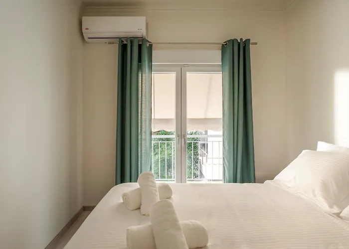 Tree Road Патра