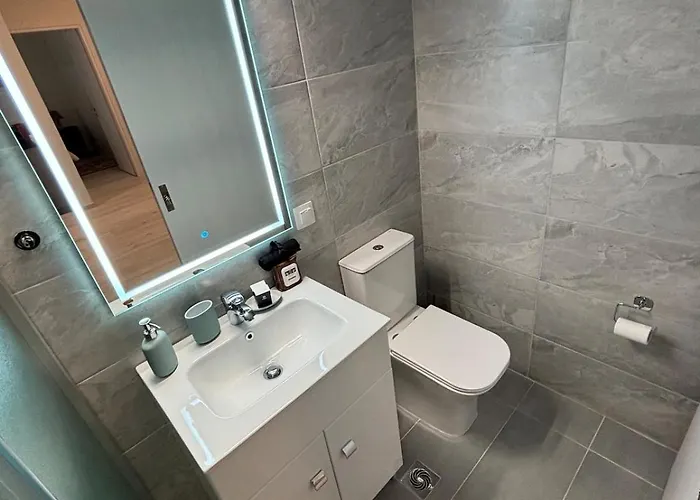 Tree Road Апартаменты *